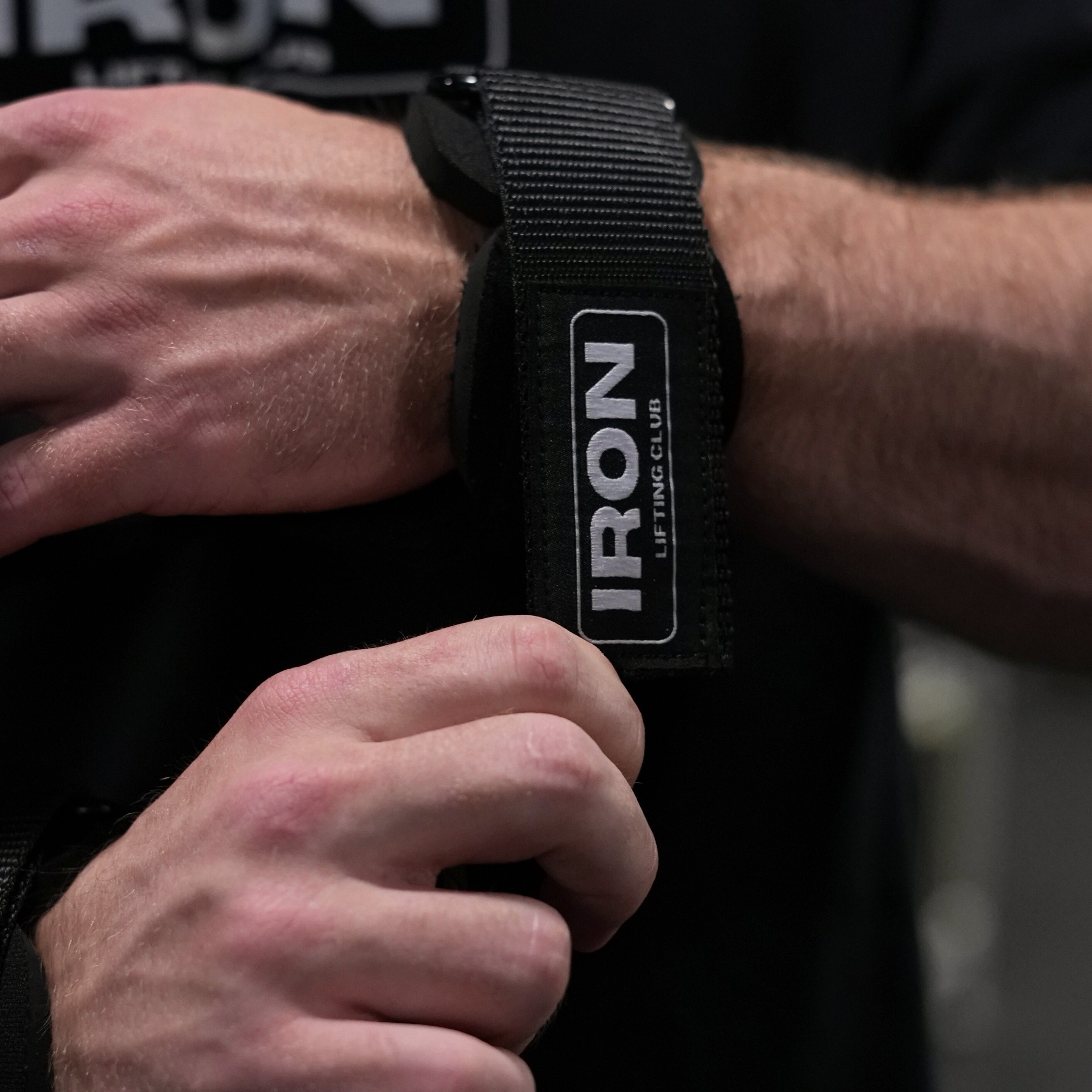 IRON LIFTING GRIPS
