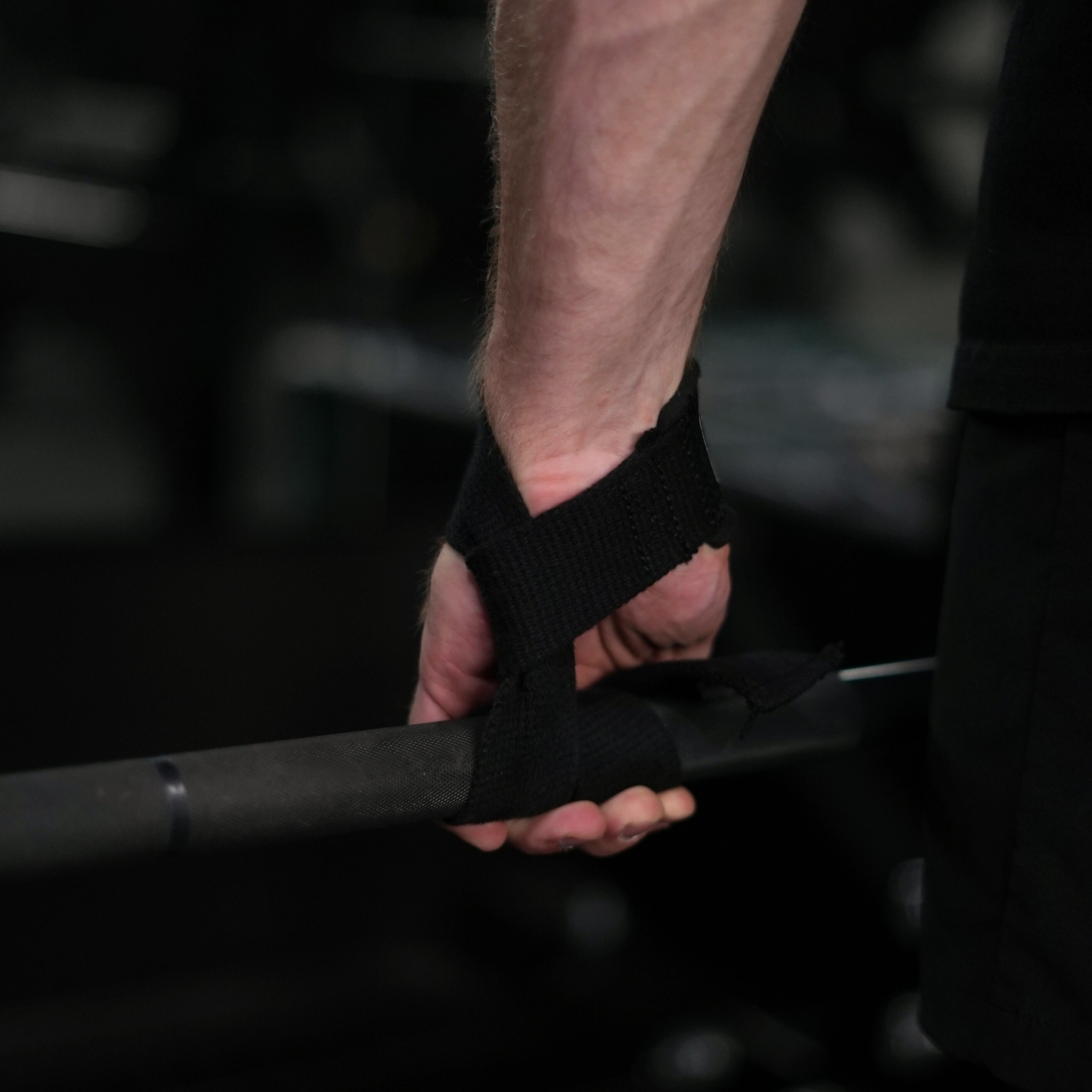 IRON LIFTING STRAPS